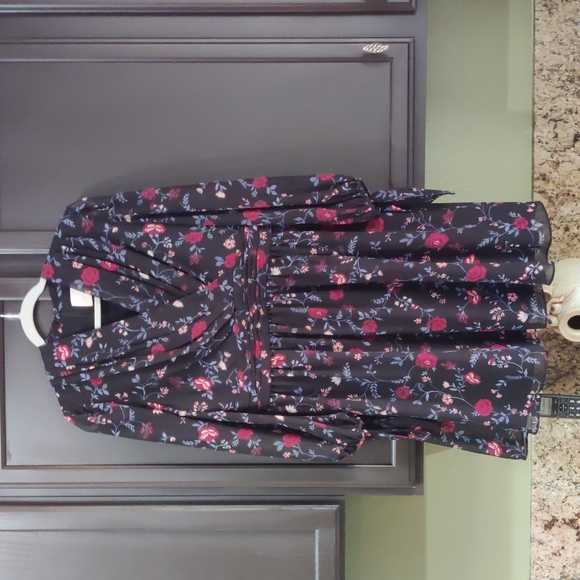 Gal Meets Glam Londyn Dress - Picture 5 of 13